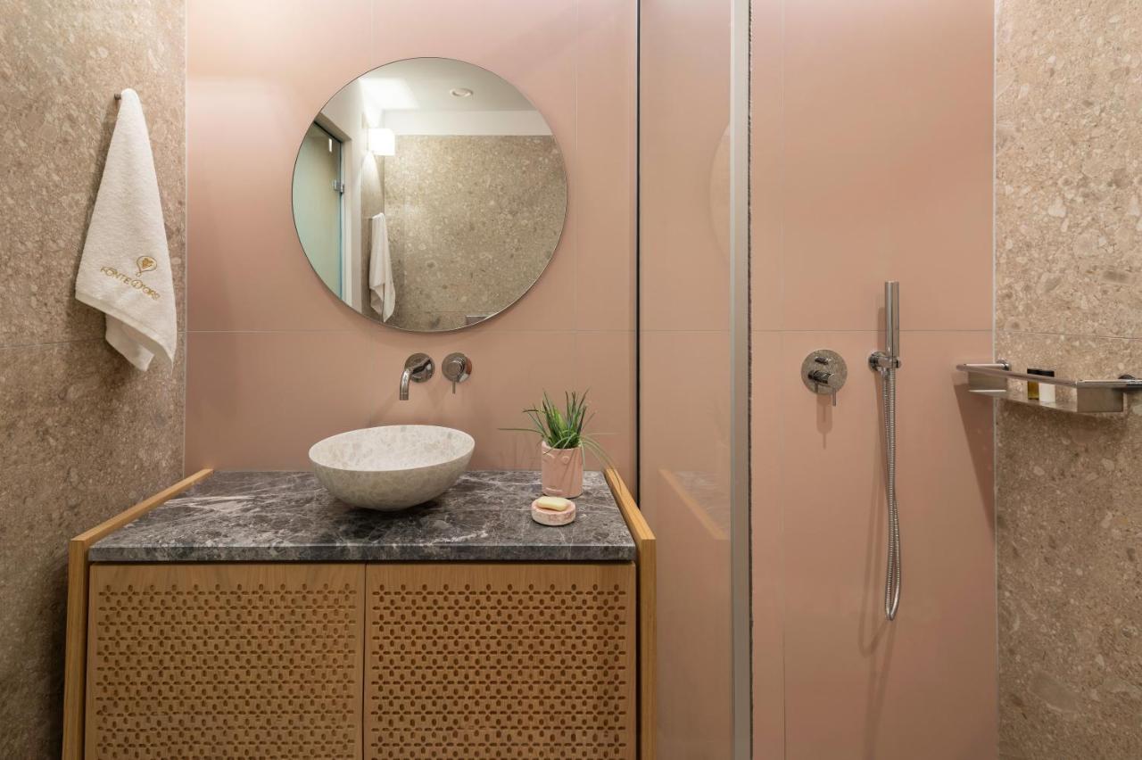 העיירה רתימנו Fonte D'Oro Luxury Rooms (Adults Only) מראה חיצוני תמונה