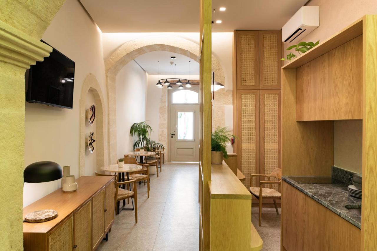 העיירה רתימנו Fonte D'Oro Luxury Rooms (Adults Only) מראה חיצוני תמונה